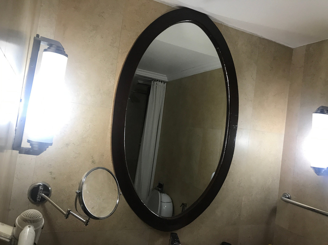 The Royal Plaza主图