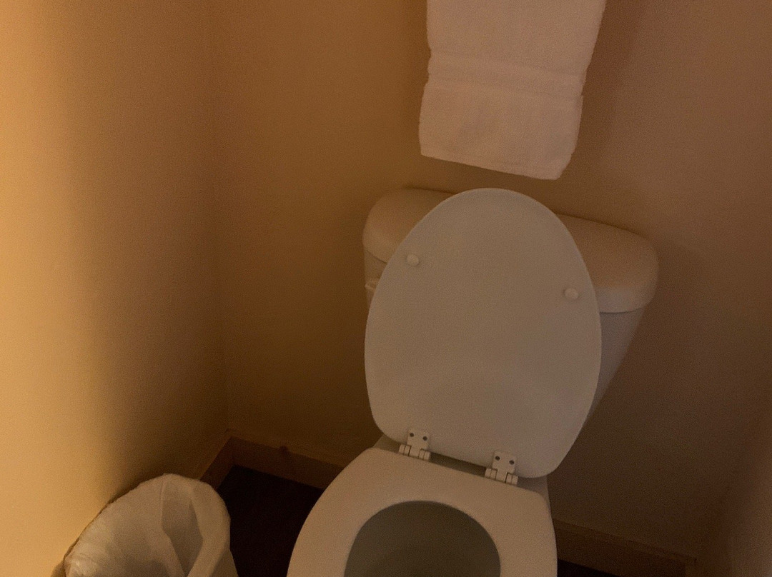 Broken Arrow Motel主图