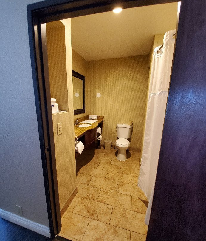 海滨华美达酒店主图