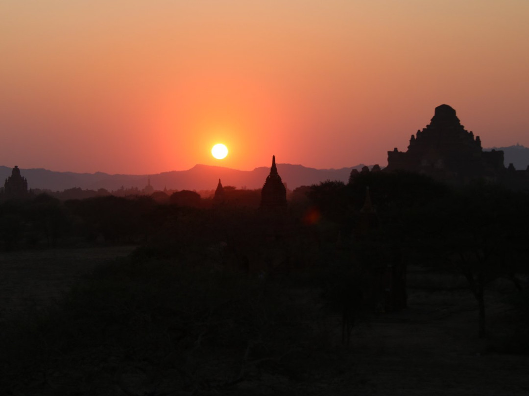 Nyaunglaphet Sunset Hill-良乌必去景点