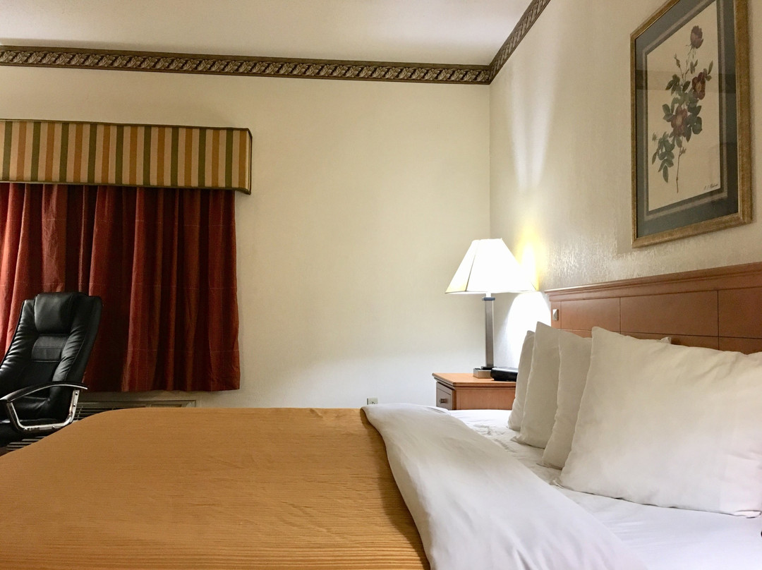 Red Carpet Inn Chambersburg主图