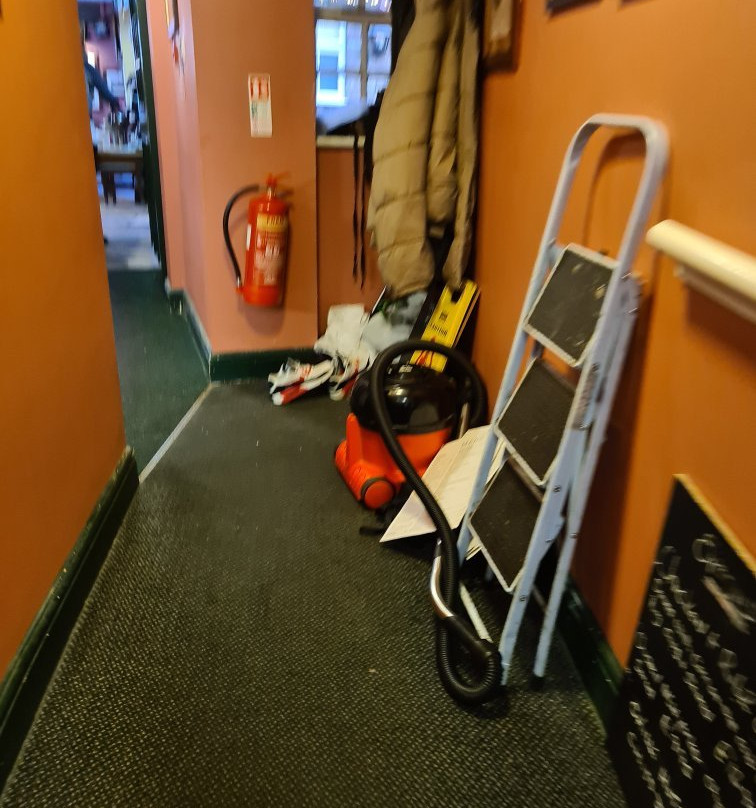 德比伯爵酒店主图