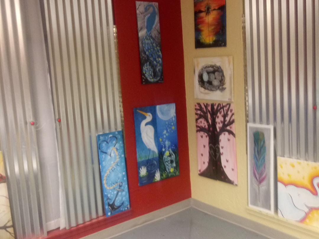 Painting with a Twist景点图片
