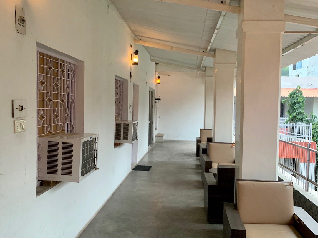 Hotel Goverdhan Tourist Complex主图