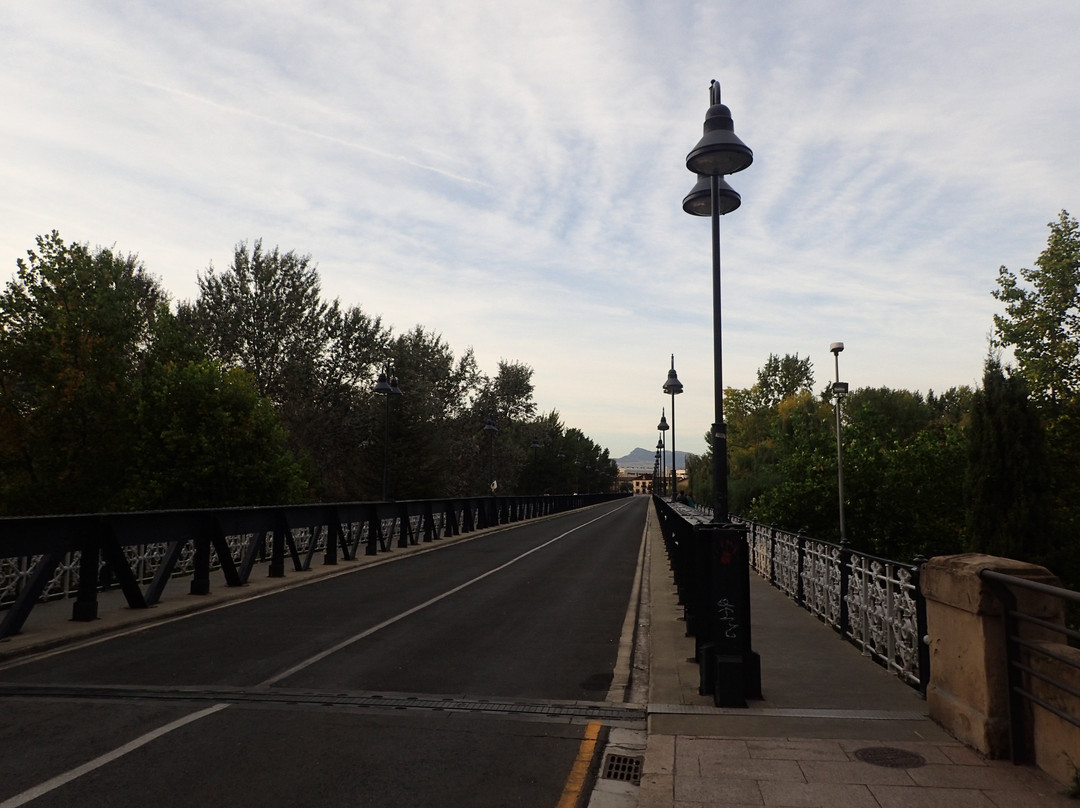 Puente de Hierro景点图片