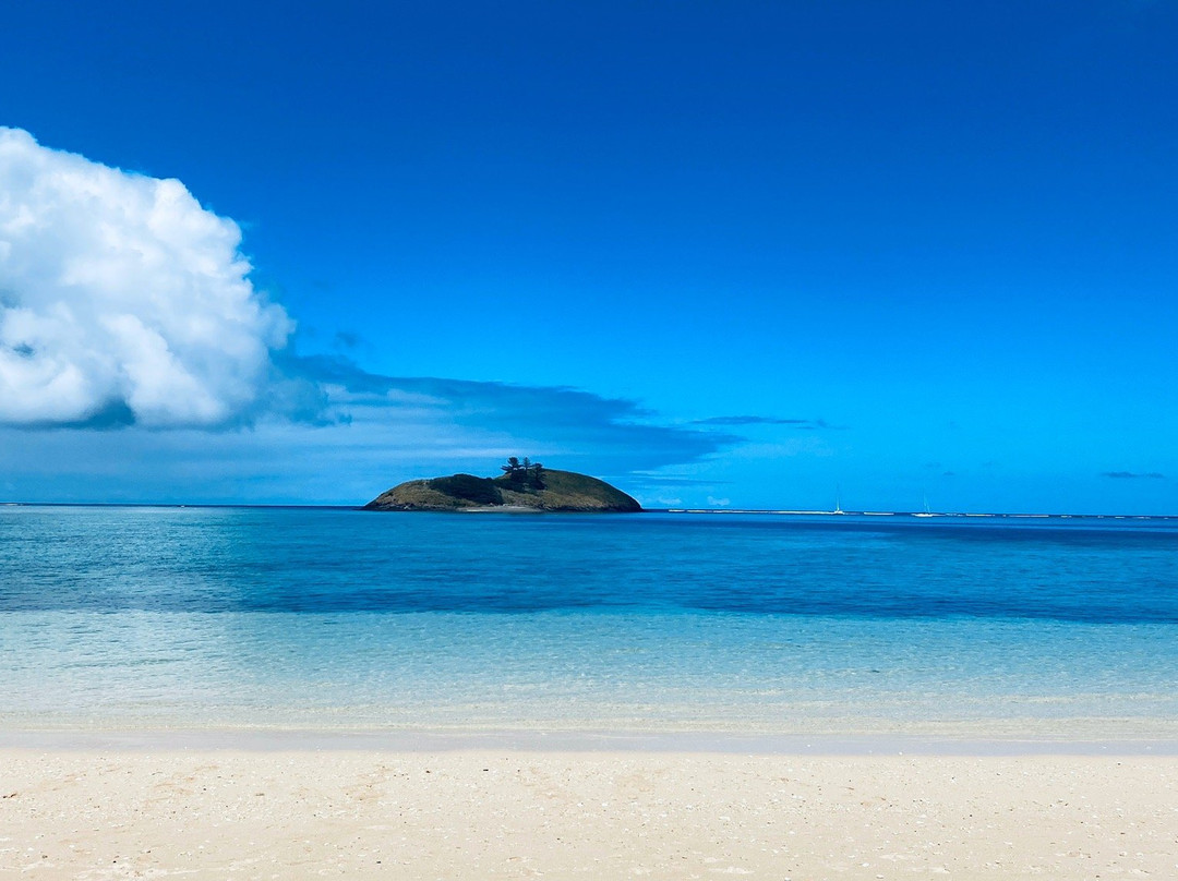 Lagoon Beach景点图片