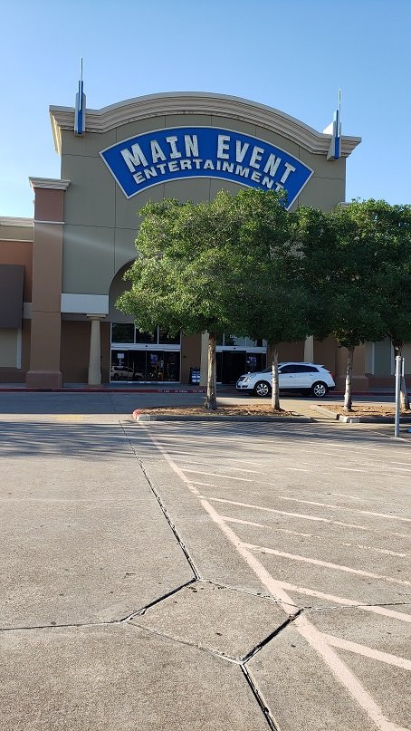 Main Event Entertainment-斯塔福德必去景点