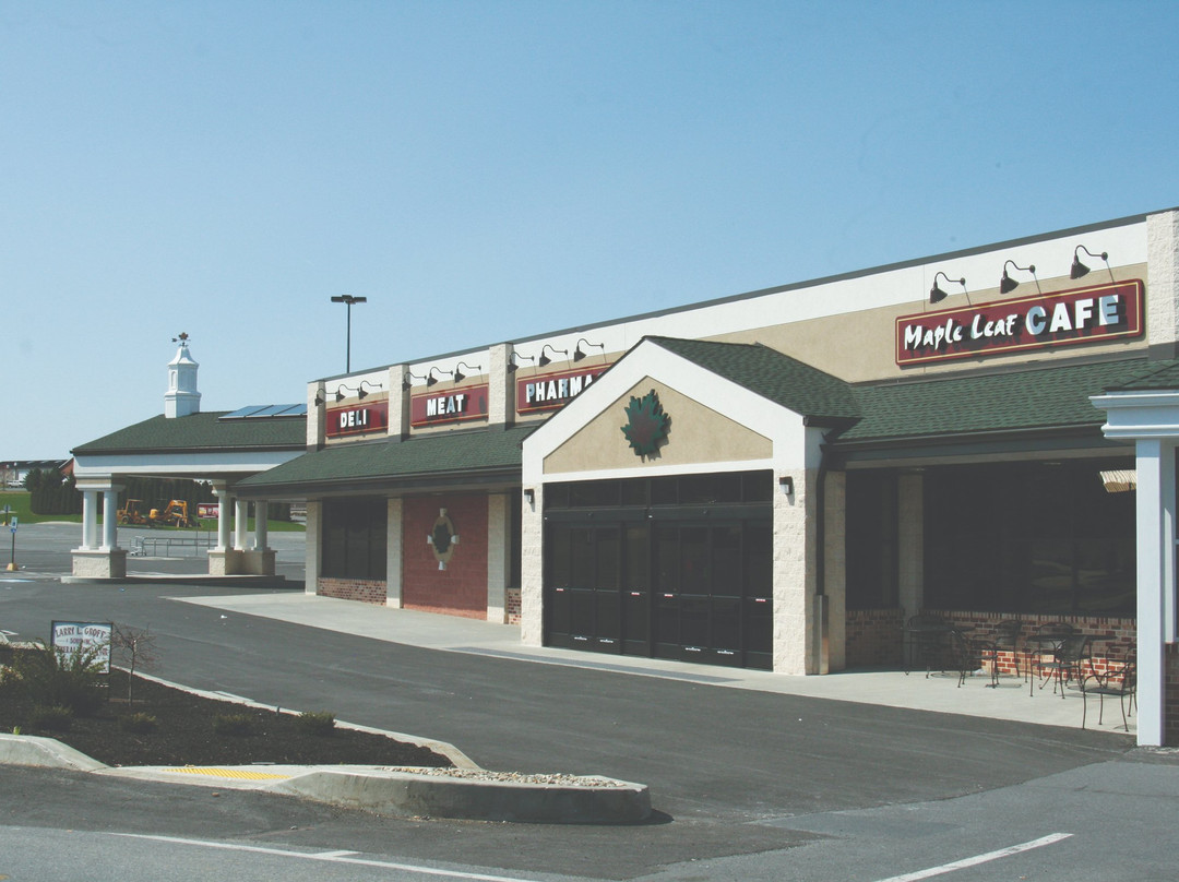 Shady Maple Farm Market景点图片