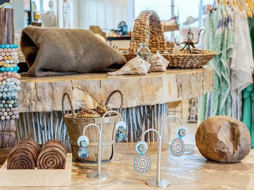 Island Trendz Boutique景点图片