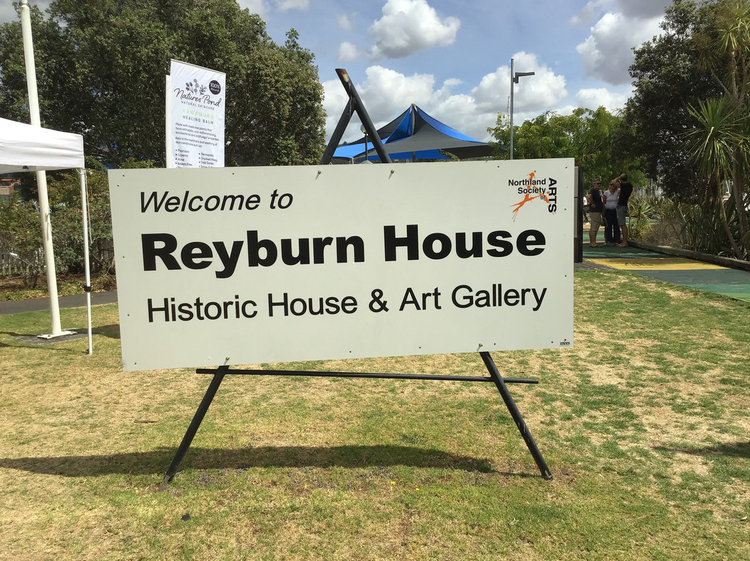 Reyburn House Art Gallery景点图片