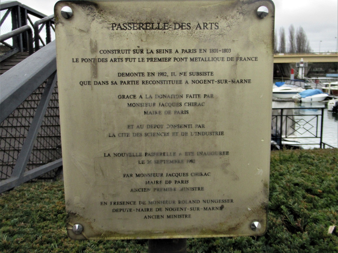 Passerelle Des Arts景点图片