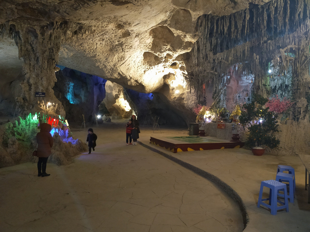Tam Thanh Grotto景点图片