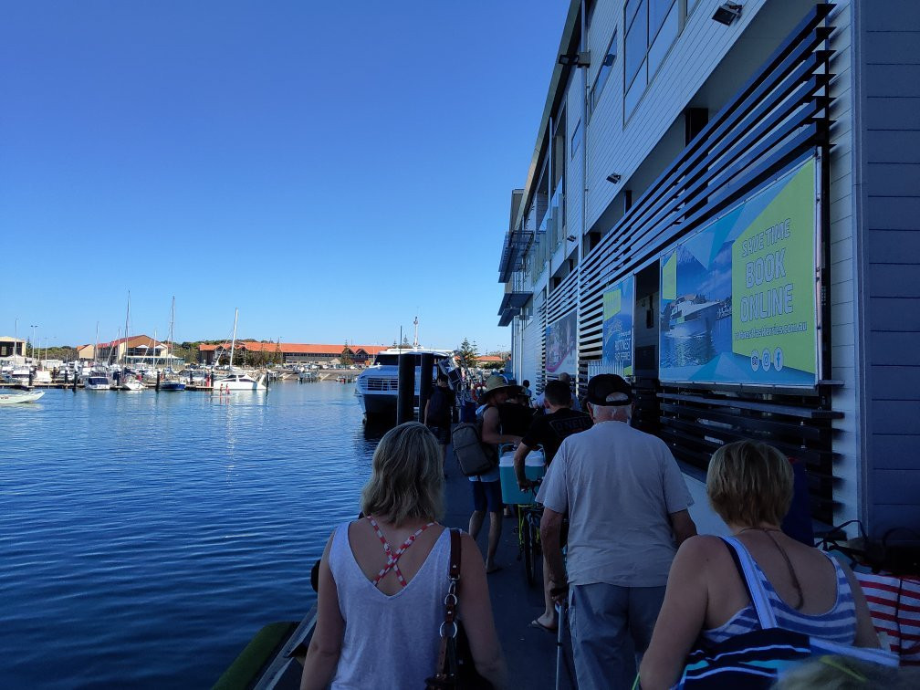 Rottnest Fast Ferries - Day Tours景点图片