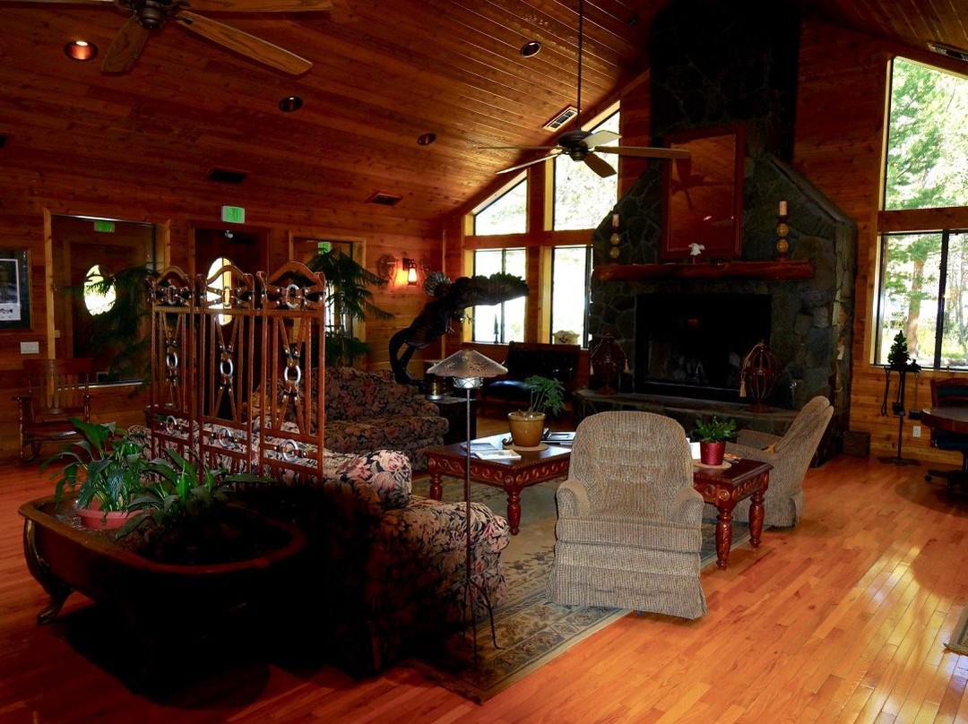 双头鹰水疗度假酒店主图