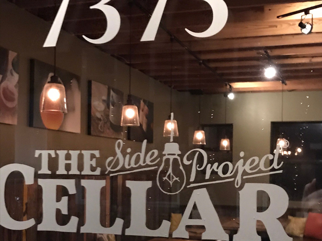 The Side Project Cellar景点图片