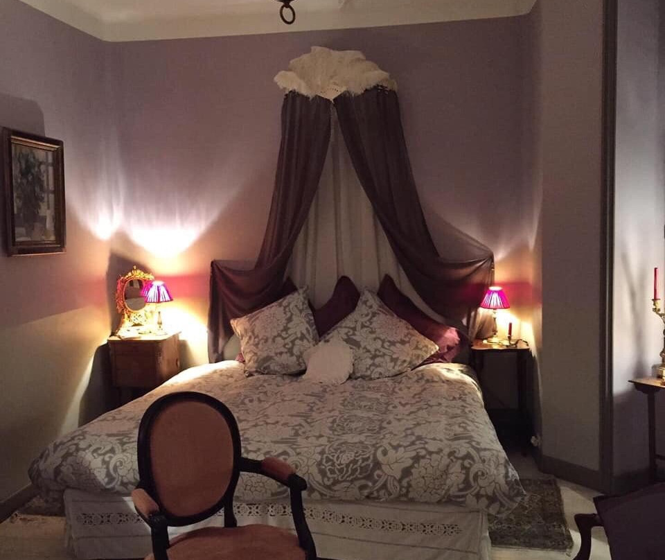 Le Petit Chateau主图