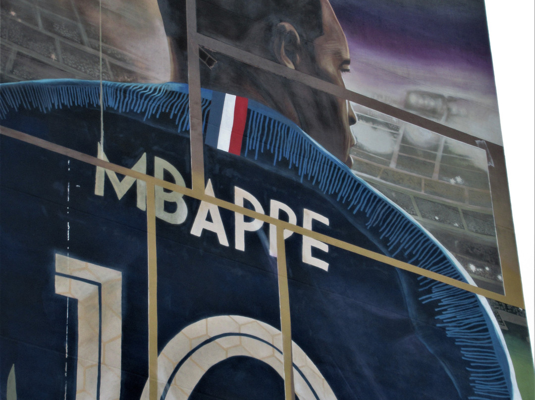 Fresque "Kylian Mbappé"景点图片