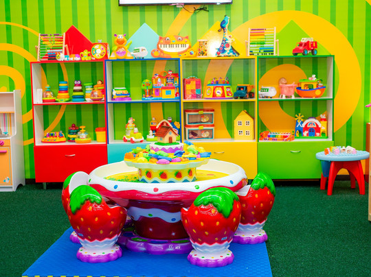 Fly Kids-利沃夫必去景点