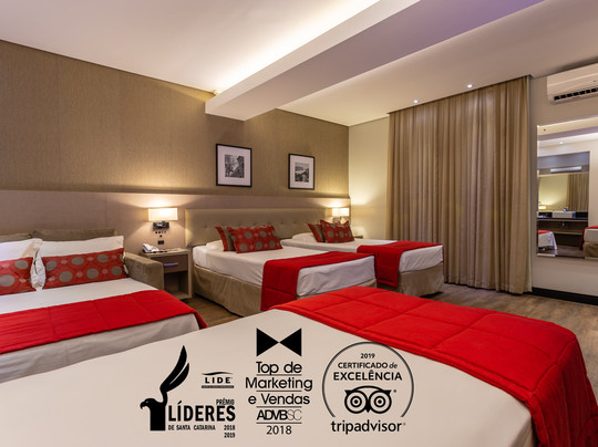 法亚尔酒店主图