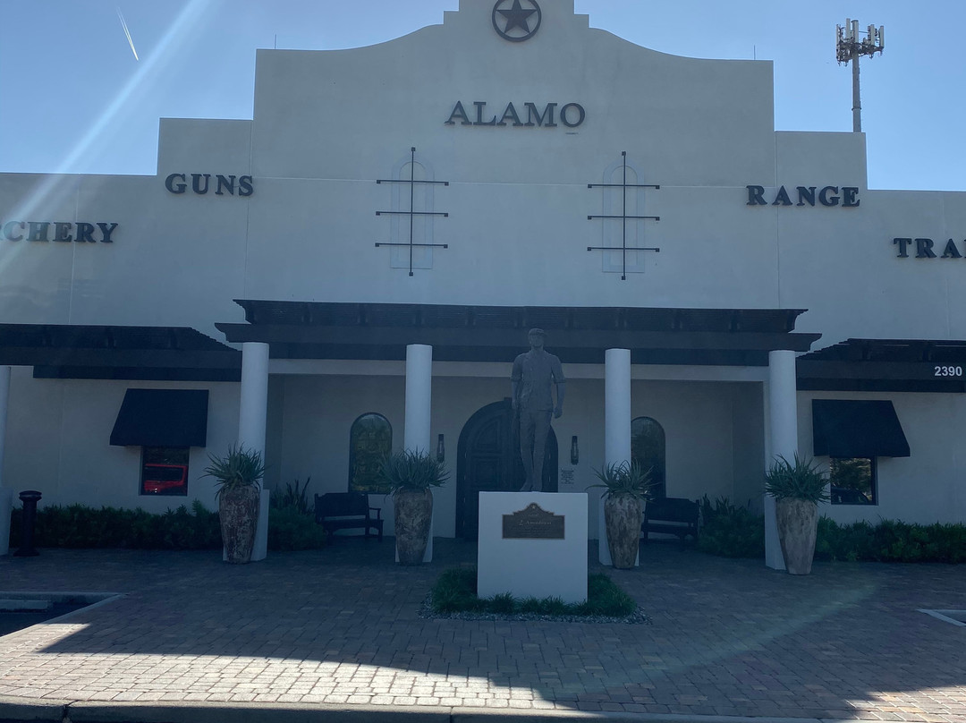 The Alamo Range景点图片