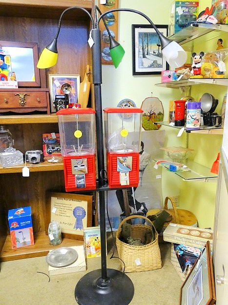 Exhausted Rooster Antique Mall-Morganton必去景点