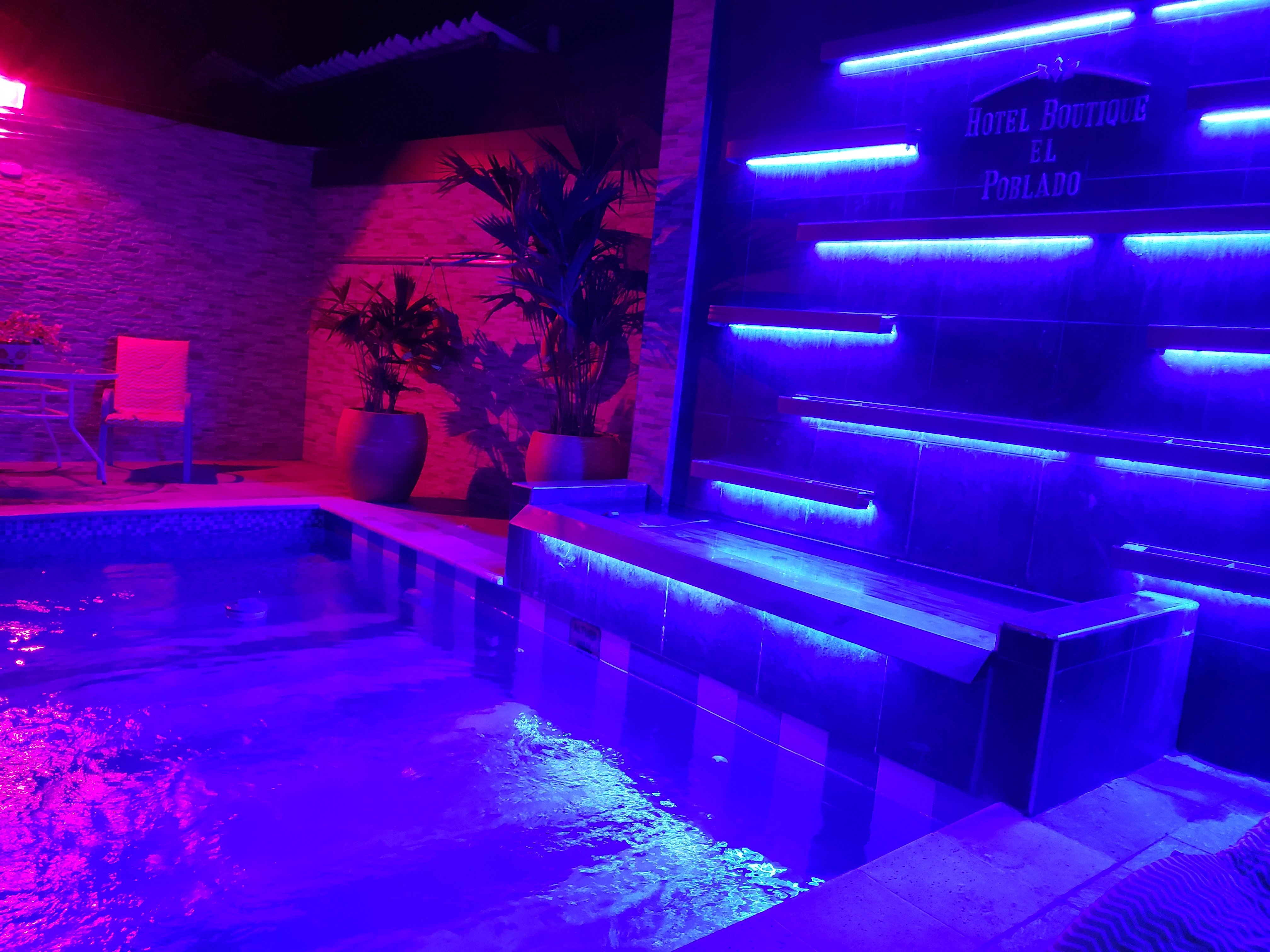 Hotel El Poblado Boutique-泳池