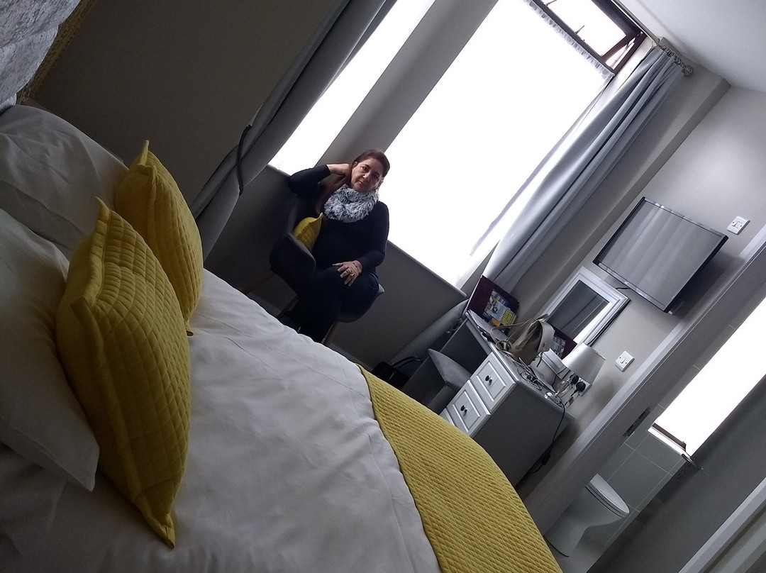 OYO Paradore Lodge主图