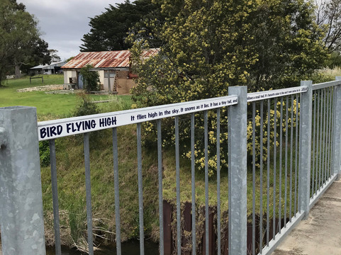 Rainbow Creek Bridge-Cowwarr必去景点