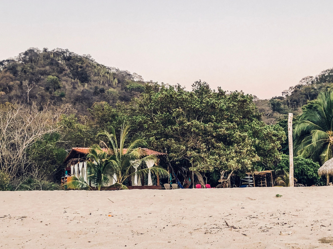 Radiant Heart Yoga & Ceremonial Arts-Troncones必去景点