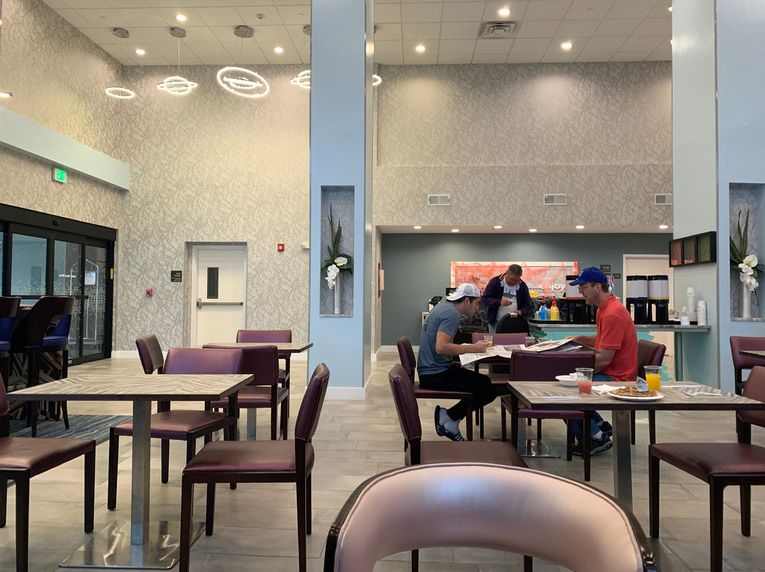 Hampton Inn & Suites Boston/Stoughton主图