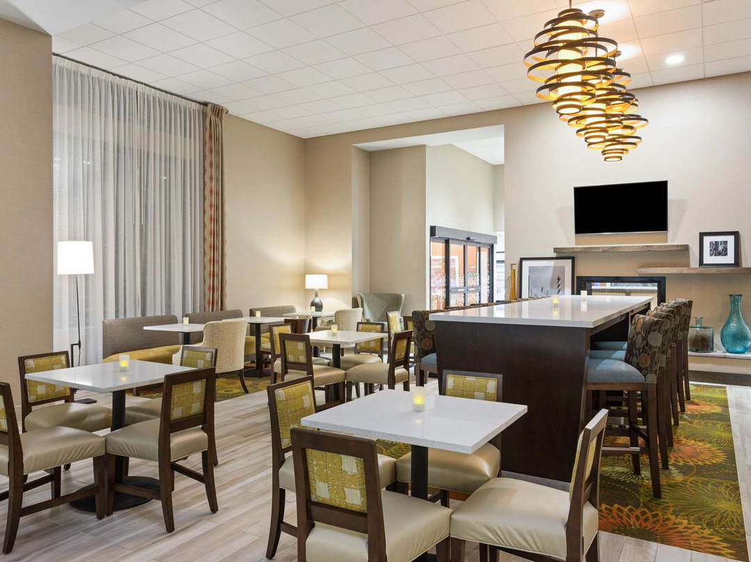 Hampton Inn Sault Ste. Marie主图