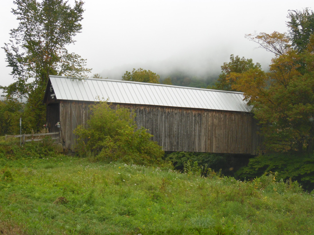 Howe Covered Bridge-Tunbridge必去景点