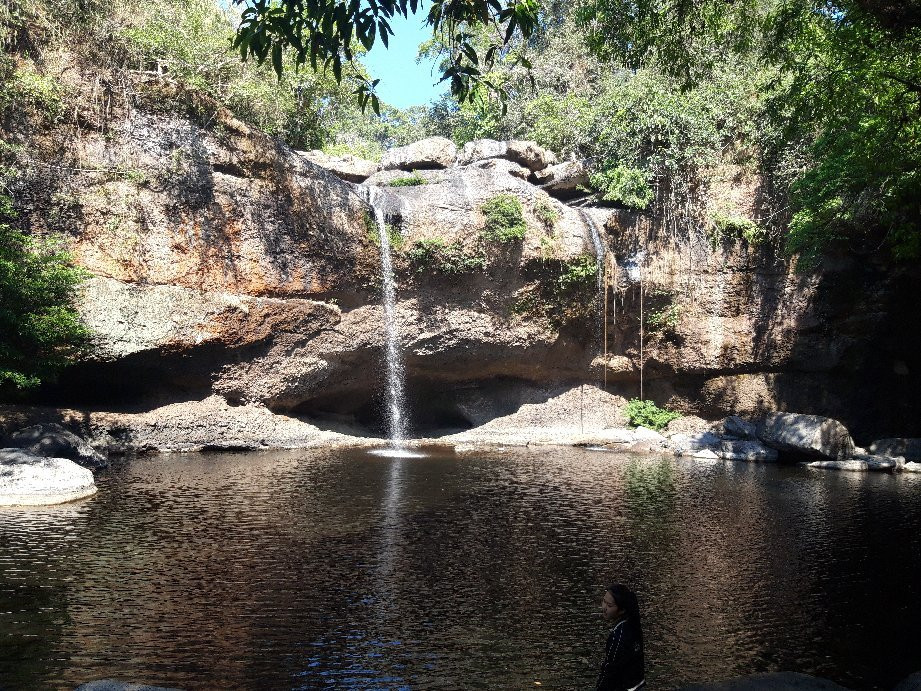 Heo Narok Waterfall景点图片