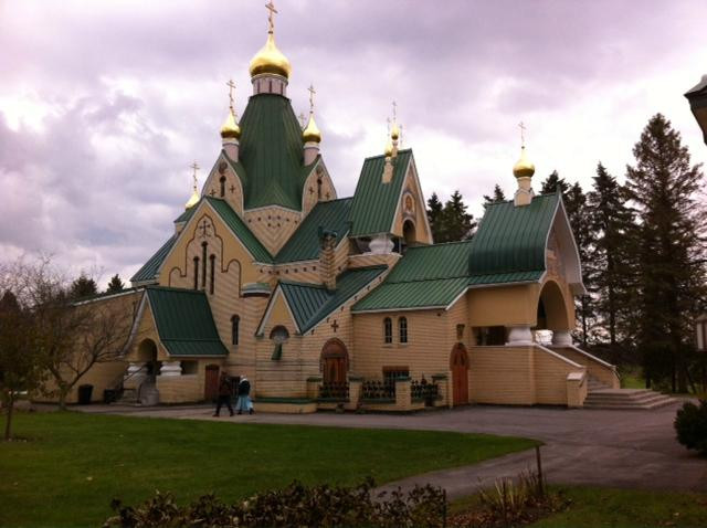 Holy Trinity Monastery景点图片