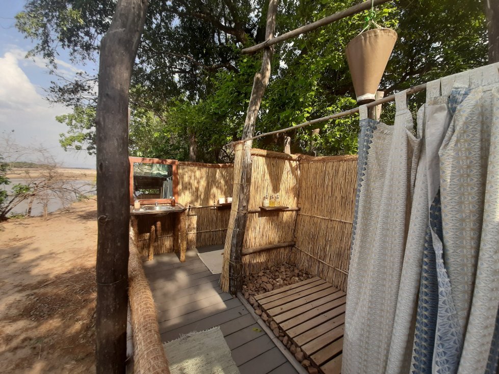 Island Bush Camp-浴室