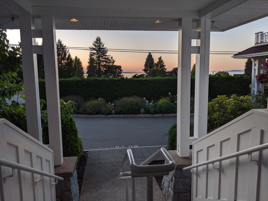 皇冠庄园精品别墅酒店主图