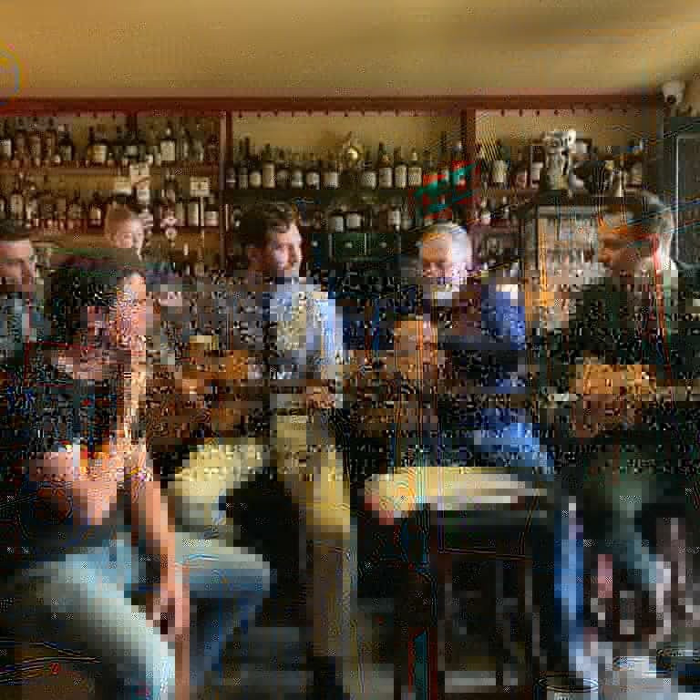 O'Loclainn's Pub景点图片
