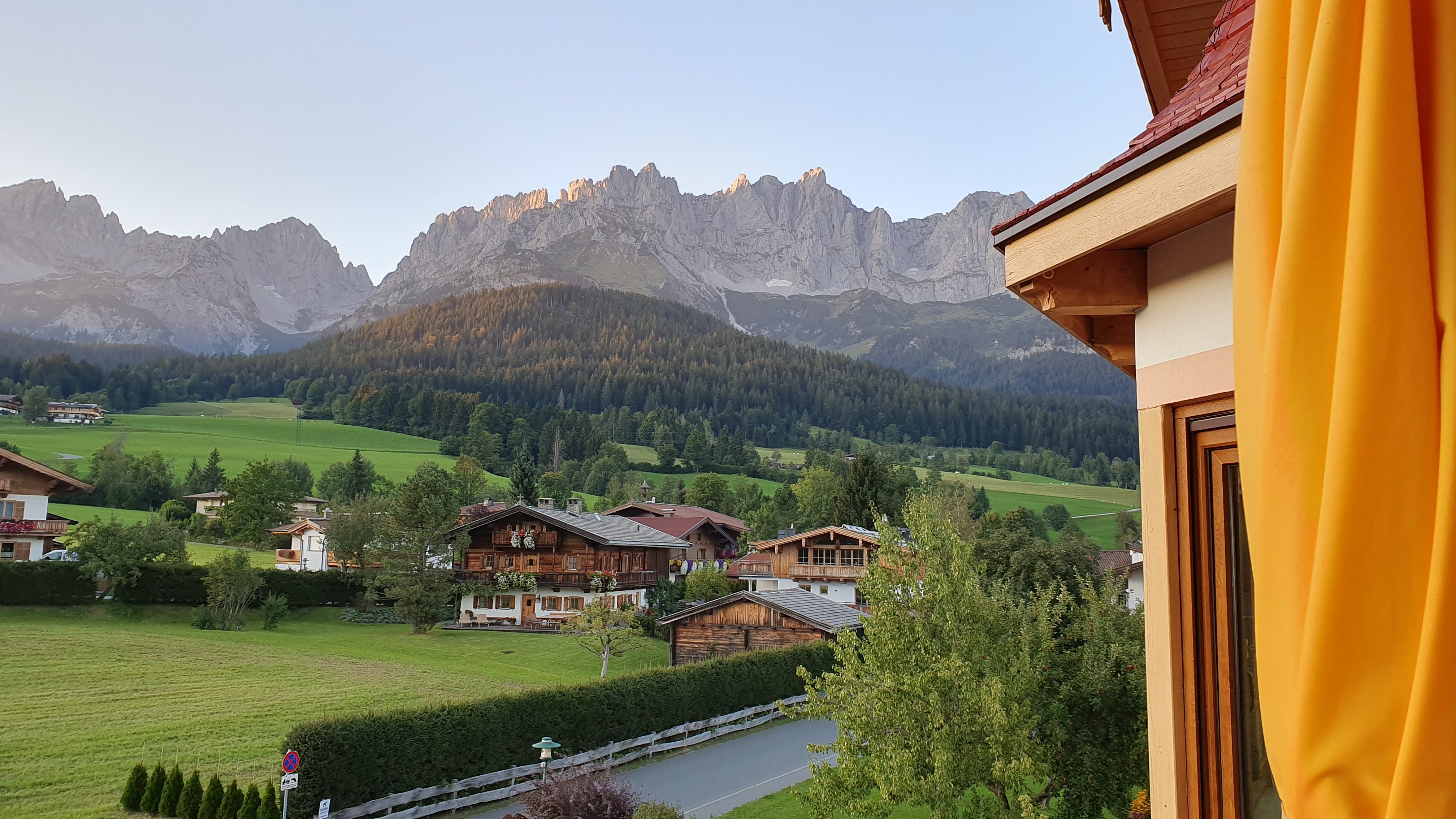 Adelsbergers Bergland-酒店景观