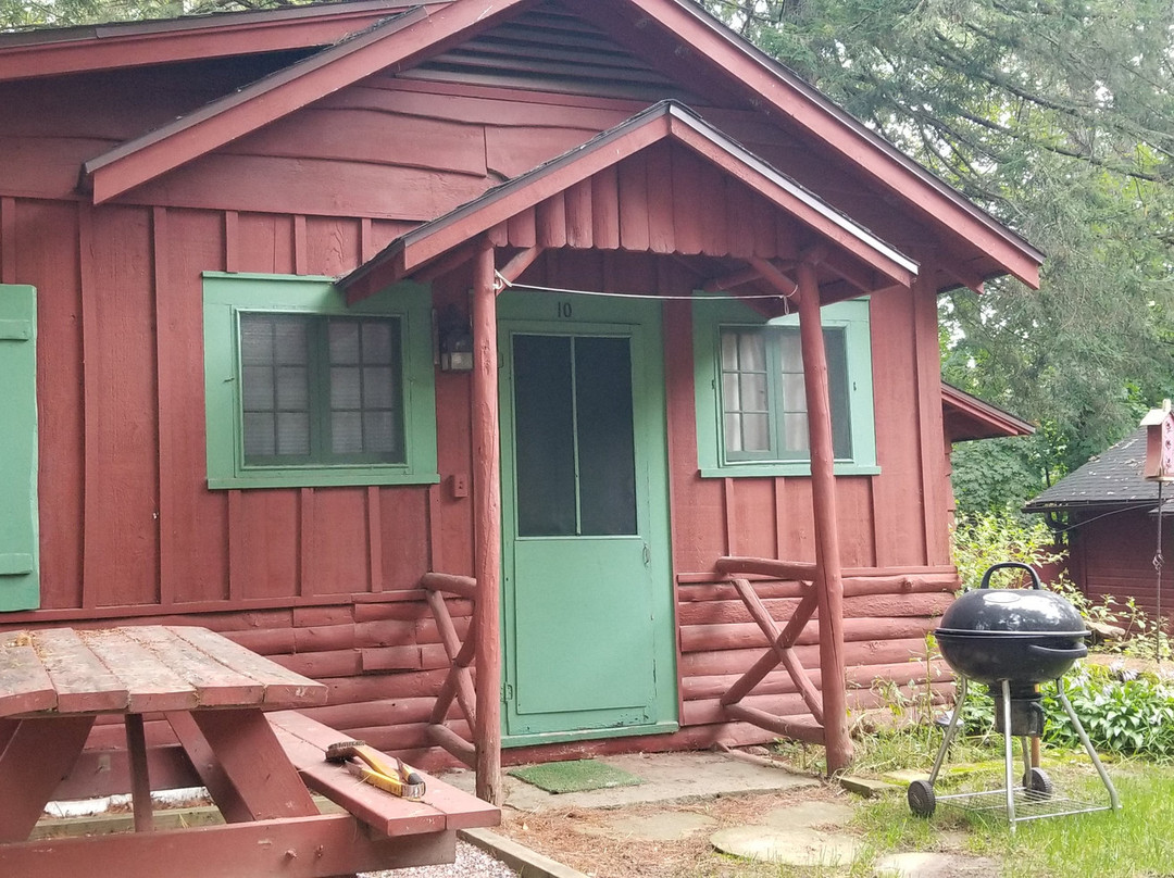 Birchcliff Resort主图