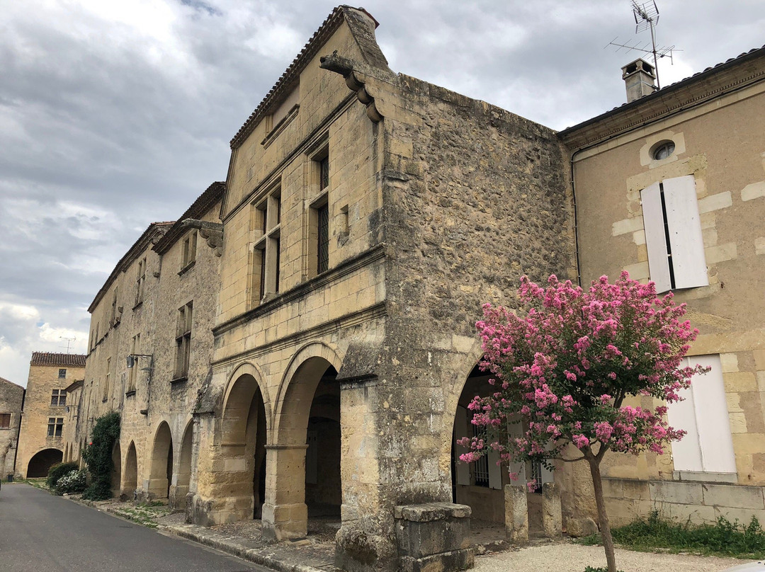 Village de Saint-Macaire景点图片