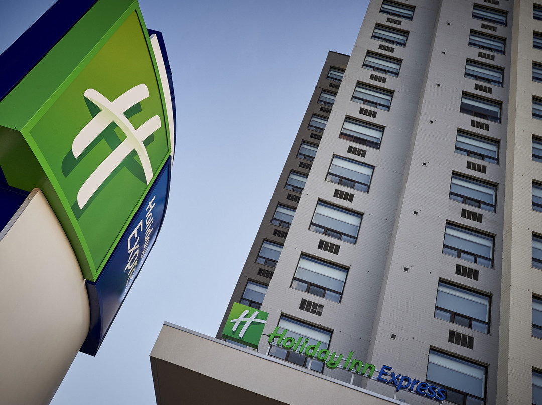Holiday Inn Express Windsor Waterfront by IHG主图