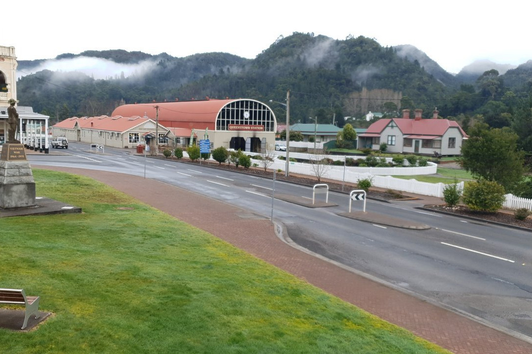 The Confluence Hotel & Mt Lyell Motor Inn主图