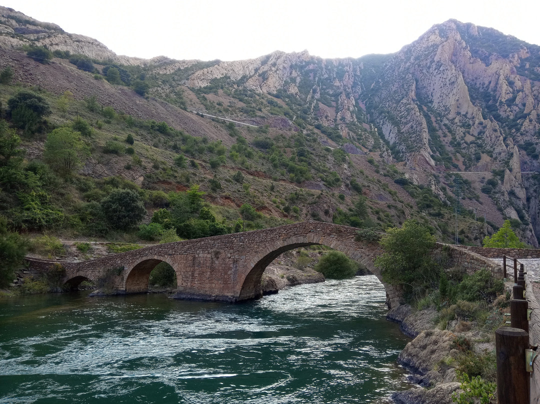 Puente de Escales景点图片