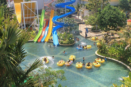 Traviora.com-金巴兰必去景点