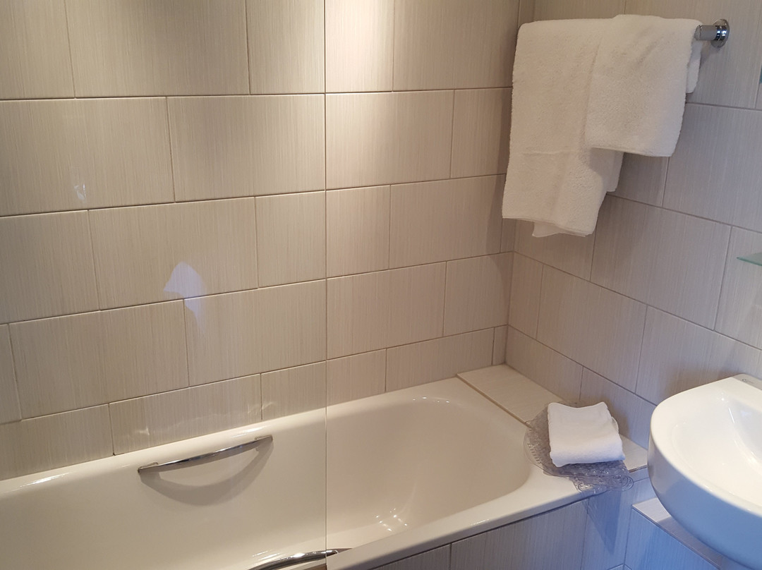 Ascot House Hotel Harrogate主图