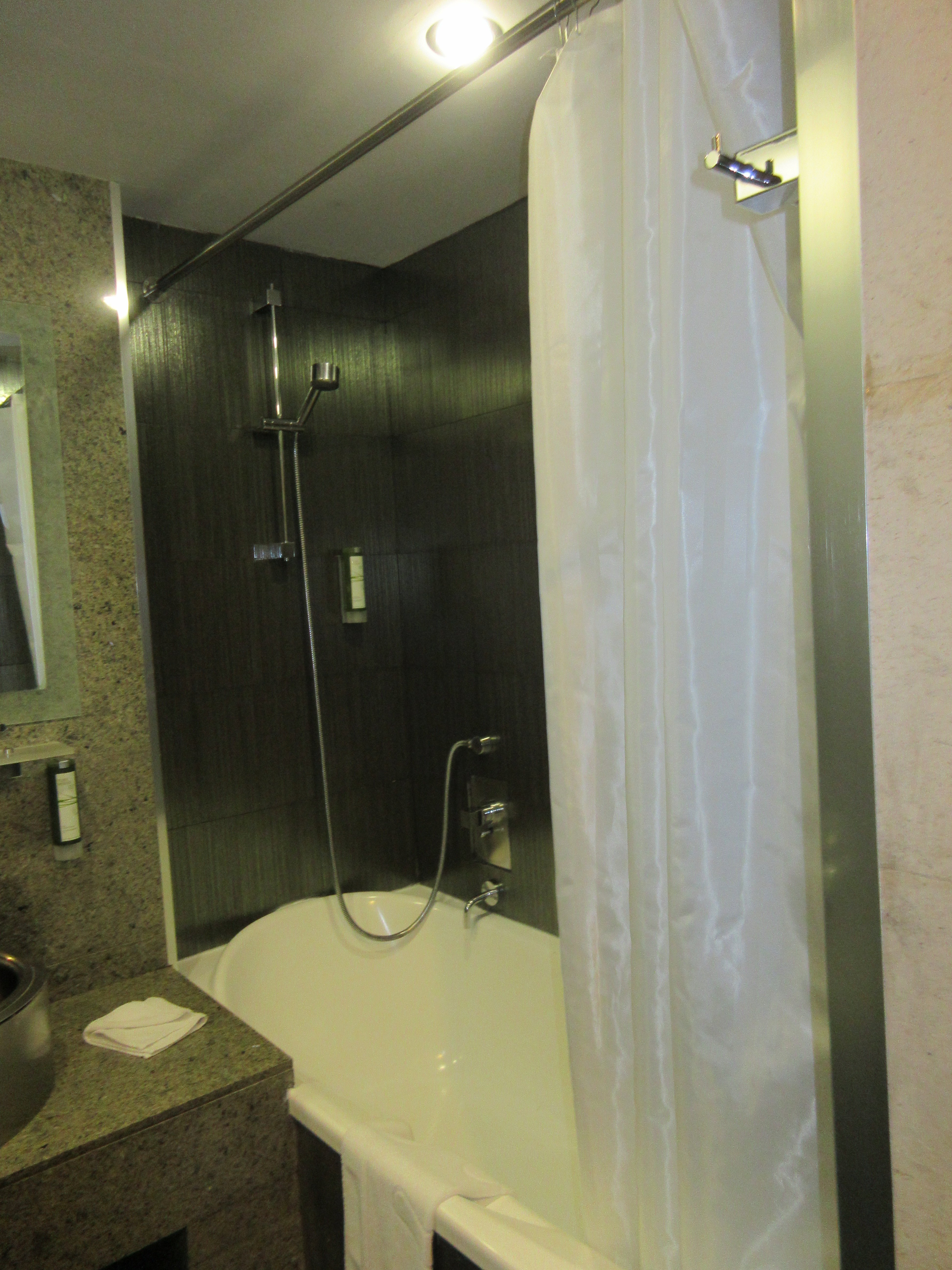 Tufenkian Avan Dzoraget Hotel & Restaurant-浴室