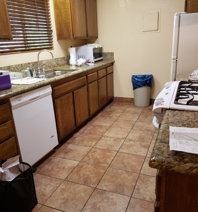 Lake Arrowhead Chalets主图