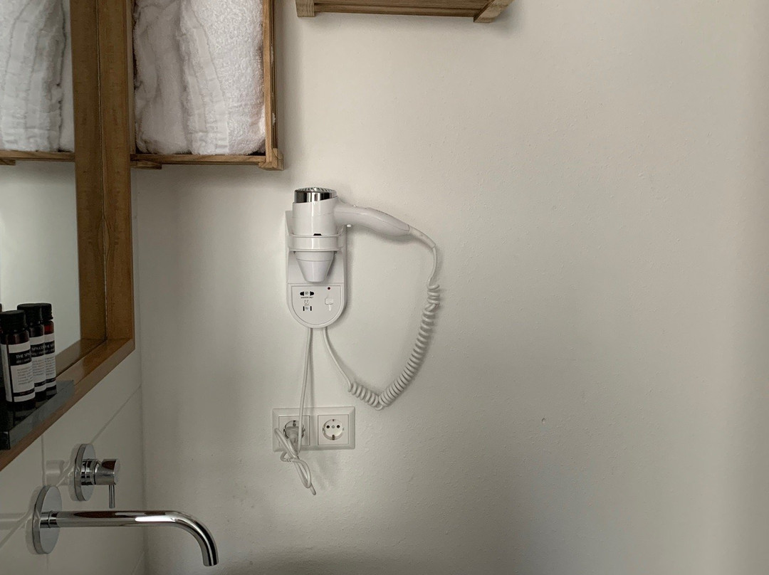 Wolf Hotel Kitchen & Bar主图