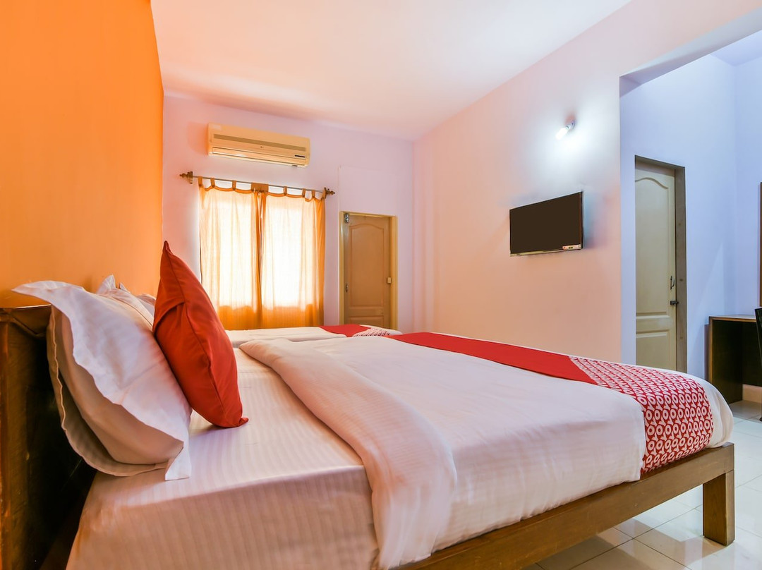 Oyo Hotel Mayura Novacity主图