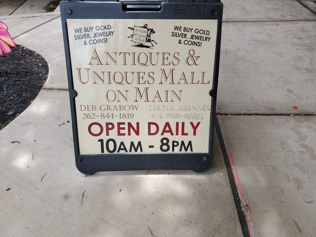 Adams Toys and Collectibles-沃瓦托萨必去景点